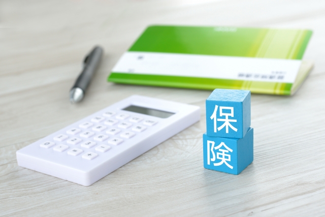 「ネットで完結」vs「担当者相談」、保険の選び方を教えて！