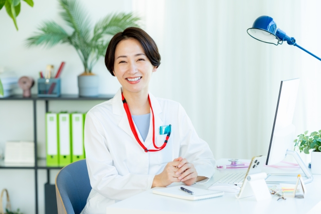 通院・抗がん剤・放射線治療はどう組み合わせる？長期化に備える実例ガイド